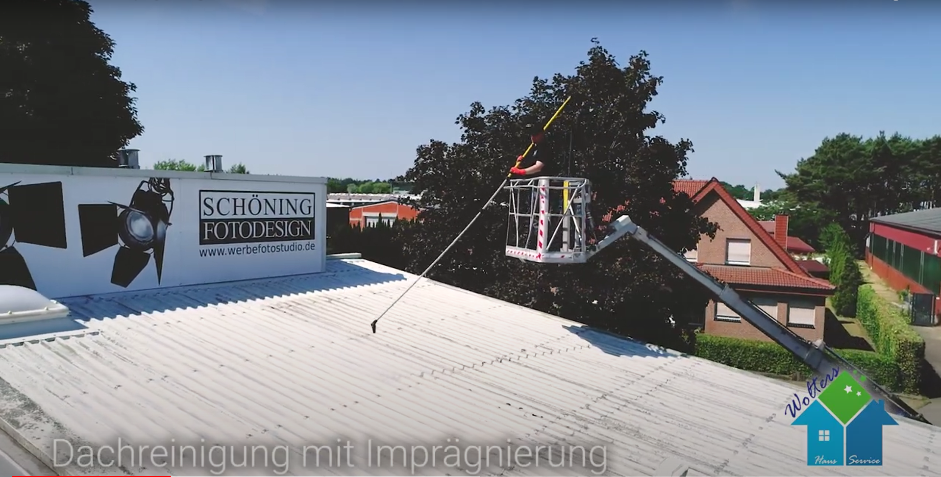 Komplettreinigung in Renkenberge: Gr&uuml;ndliche Tiefenreinigung f&uuml;r alle Dacharten.